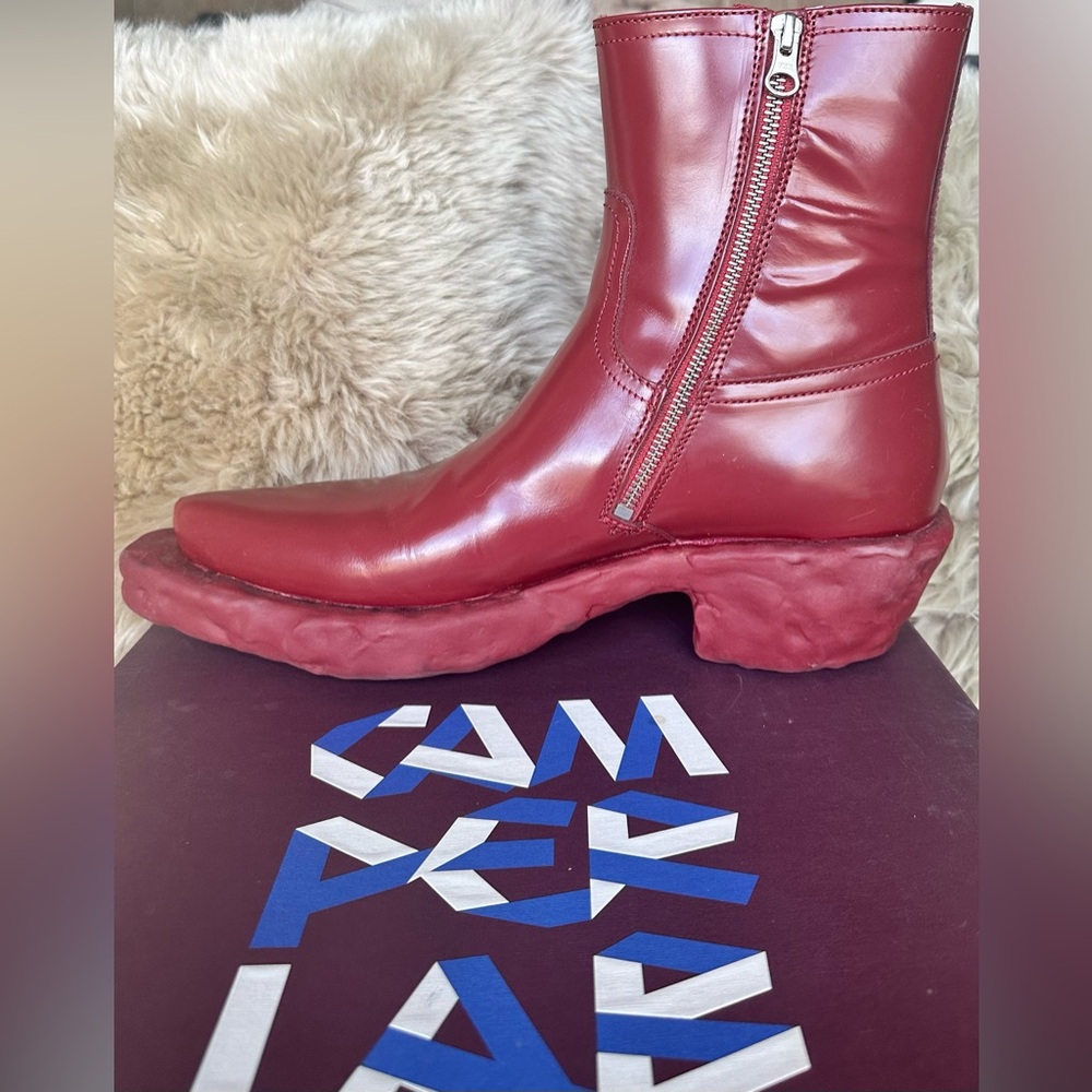 Spain’s Premier High Fashion Footwear Camper Lab Venga Boots Burgundy Men’s US 9